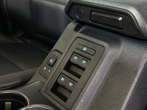 Used 2023 Ford Bronco Badlands w/ Sasquatch Package image 30