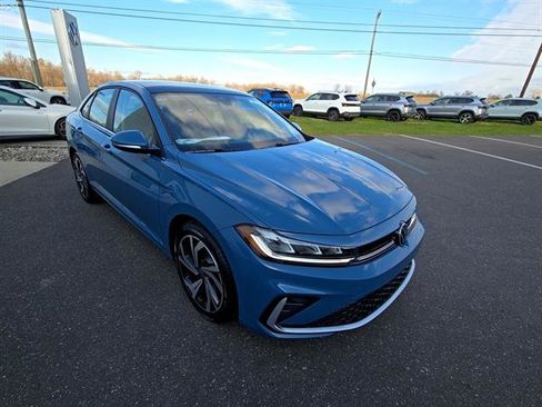 New 2026 Volkswagen Jetta SEL image 4