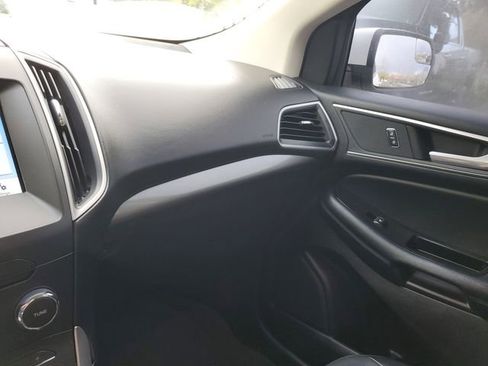 Used 2017 Ford Edge SEL w/ Equipment Group 201A image 25