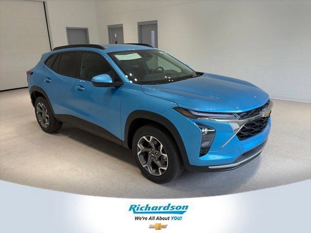 New 2026 Chevrolet Trax LT w/ Driver Confidence Package FWD image 1