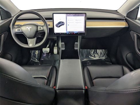 Used 2020 Tesla Model Y Long Range image 34