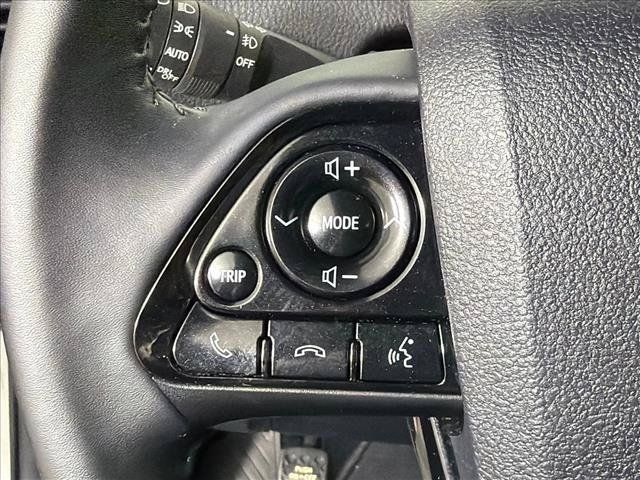 Used 2022 Toyota Prius XLE FWD image 24
