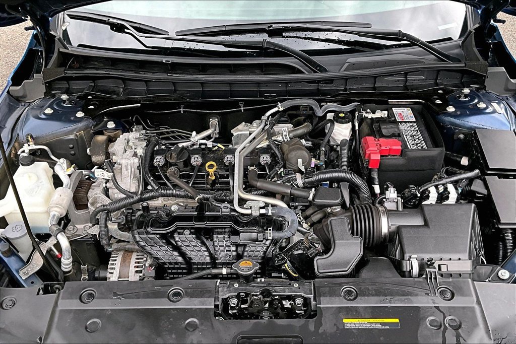 Used 2025 Nissan Altima 2.5 SR w/ SR Premium Package FWD image 12
