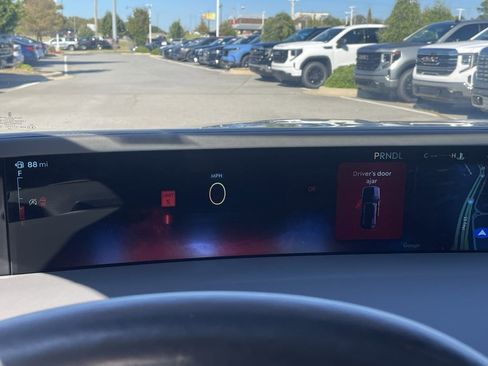 Used 2024 Lincoln Nautilus Black Label image 13