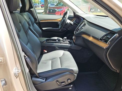 Used 2023 Volvo XC90 B6 Plus w/ Protection Package Premier AWD/4WD image 14