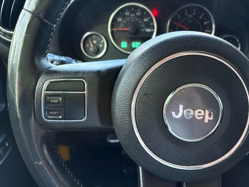 Used 2015 Jeep Wrangler Unlimited Sport w/ Quick Order Package 24S AWD/4WD image 15