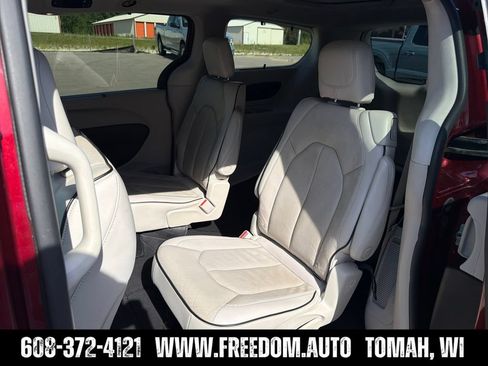 Used 2021 Chrysler Pacifica Limited w/ Premium & Safety Sphere Group AWD/4WD image 25