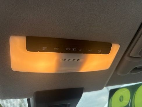 Used 2023 Nissan Kicks SV w/ Interior Electronics Package FWD image 35