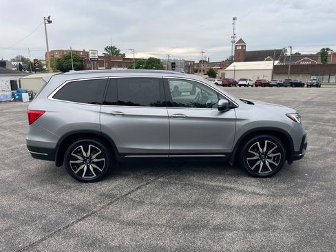 Used 2021 Honda Pilot Touring image 4