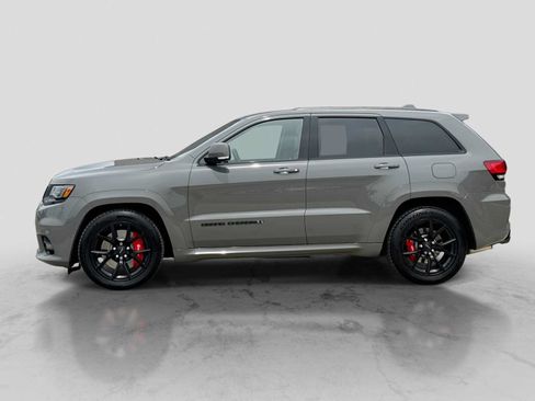 Used 2020 Jeep Grand Cherokee SRT w/ Trailer Tow Group IV AWD/4WD image 3