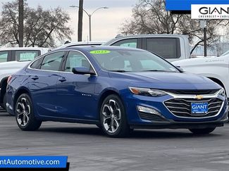 Used 2023 Chevrolet Malibu LT video 1