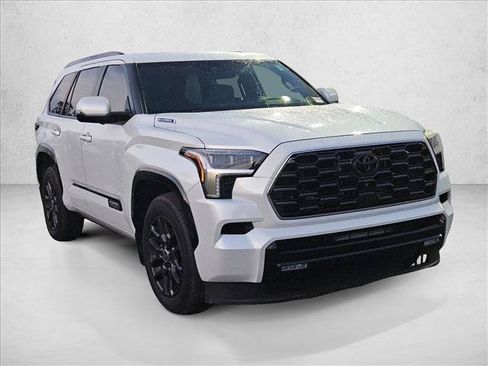 Used 2024 Toyota Sequoia Platinum AWD/4WD image 3
