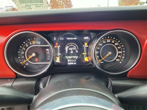 Used 2023 Jeep Gladiator Rubicon w/ Cold Weather Group image 25
