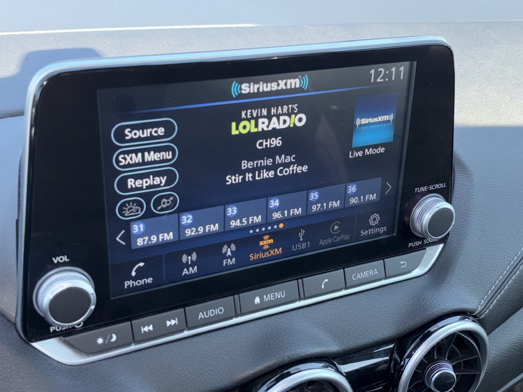 Used 2024 Nissan Sentra SV FWD image 3