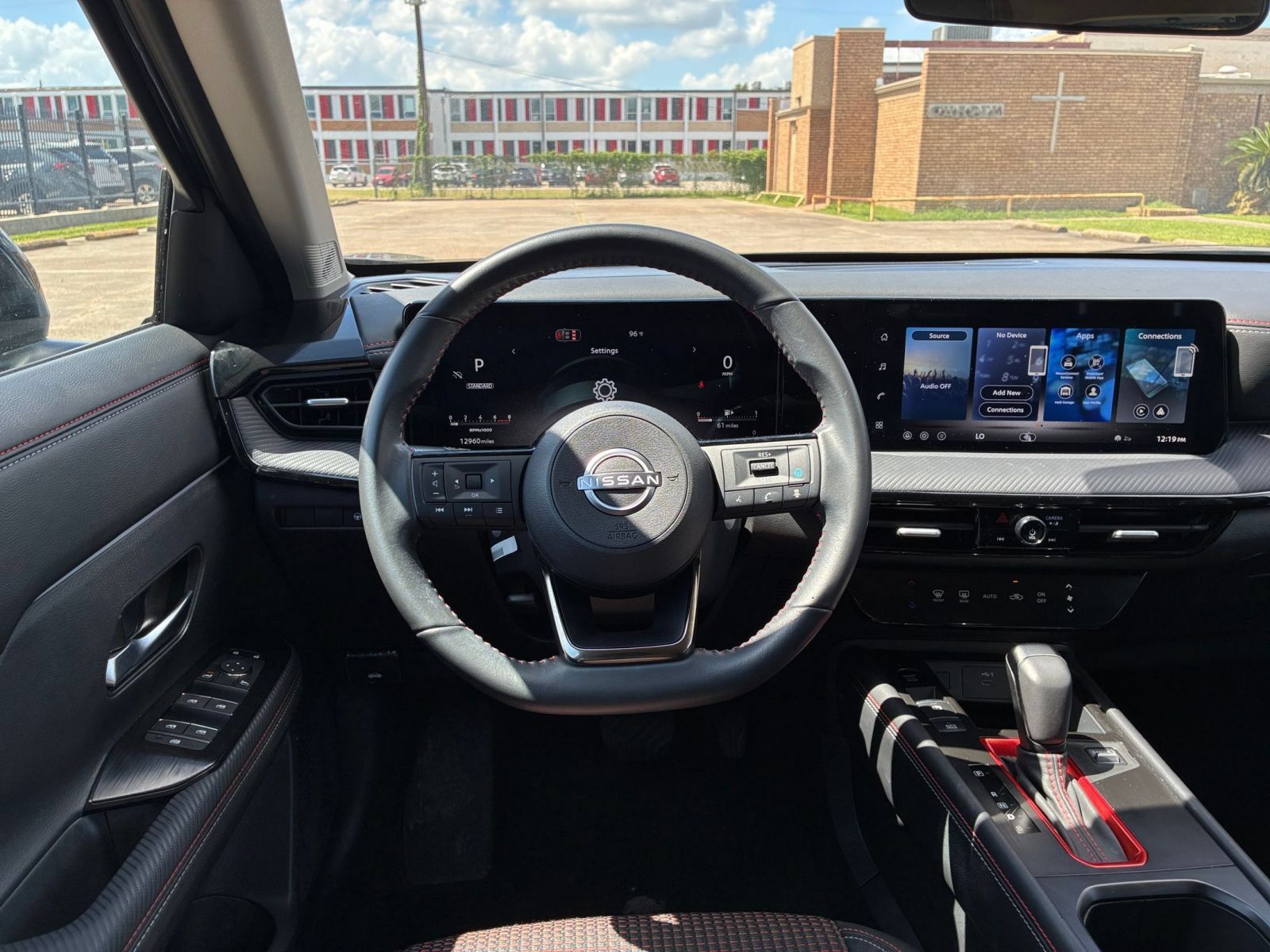 Used 2026 Nissan Kicks SR FWD image 32