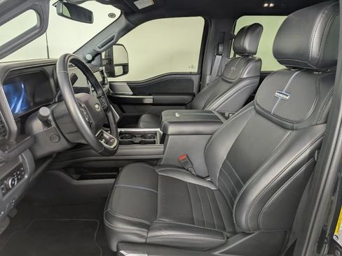 Used 2026 Ford F250 Platinum AWD/4WD image 11