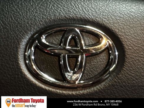 Used 2023 Toyota Tacoma TRD Sport image 31