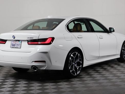 Used 2026 BMW 330i Sedan w/ Convenience Package RWD image 4
