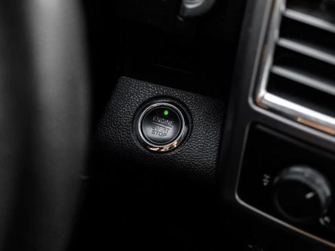 Used 2015 Ford F150 Platinum image 27