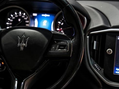Used 2016 Maserati Ghibli image 20