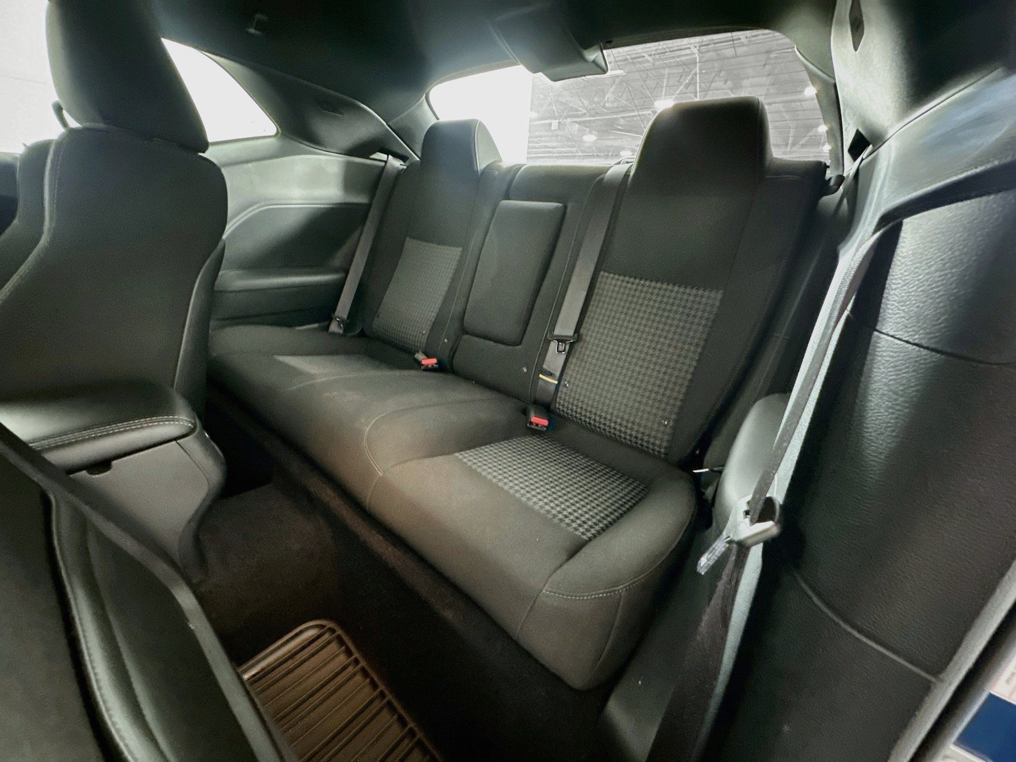 Used 2022 Dodge Challenger R/T RWD image 25