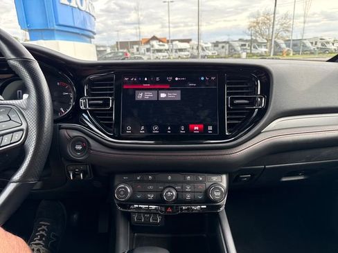 Used 2024 Dodge Durango GT AWD/4WD image 21