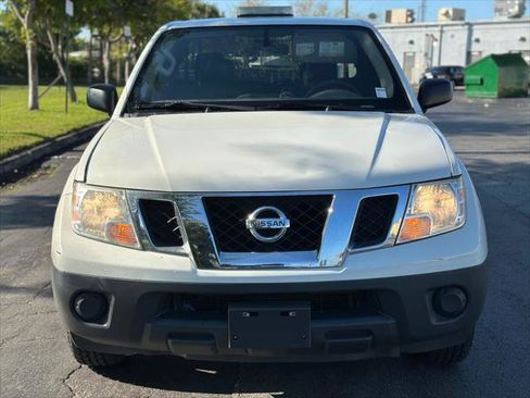 Used 2019 Nissan Frontier S image 3