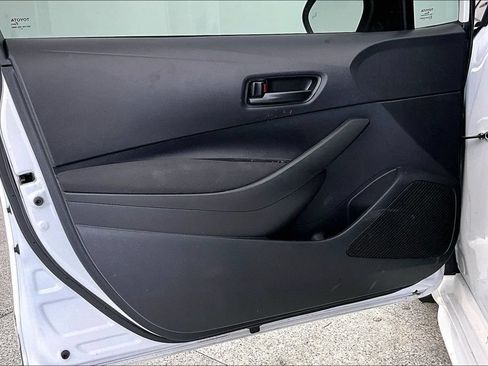 Used 2026 Toyota Corolla LE FWD image 22