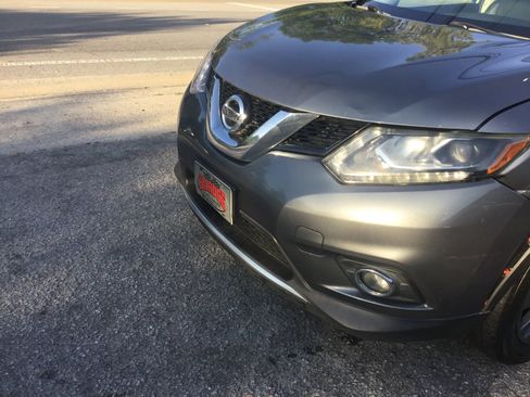 Used 2016 Nissan Rogue SL w/ SL Premium Package image 3