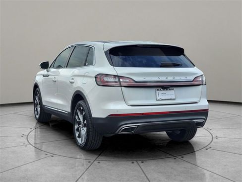 Certified 2022 Lincoln Nautilus Reserve image 10