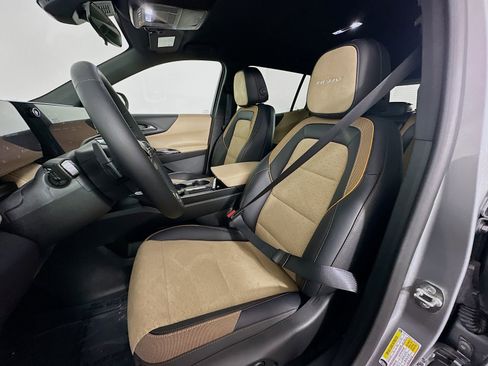 New 2026 Chevrolet Equinox ACTIV AWD/4WD image 22
