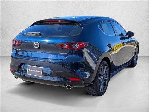 Used 2021 MAZDA MAZDA3 s image 6