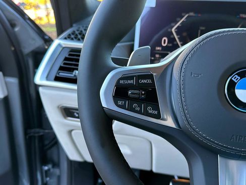 New 2026 BMW X7 xDrive40i w/ M Sport Package image 26