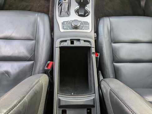 Used 2018 Jeep Grand Cherokee Limited image 32