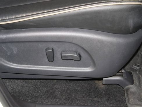 Used 2019 INFINITI QX60 Luxe FWD image 25