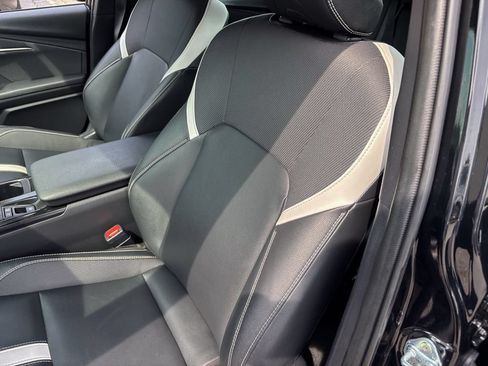 Used 2025 Toyota Camry SE w/ Convenience Package AWD/4WD image 19