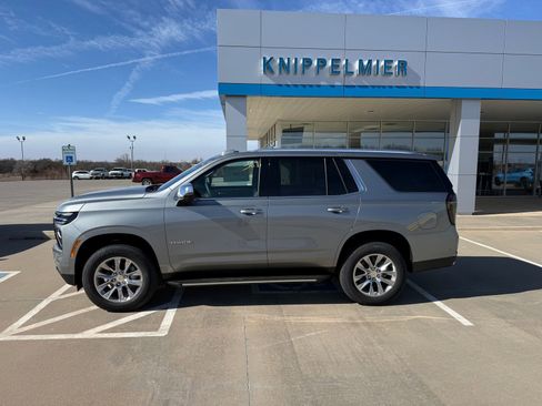 New 2026 Chevrolet Tahoe Premier w/ Sun And Tow Package AWD/4WD image 1