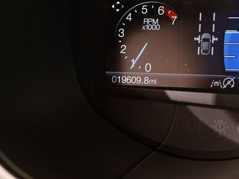 Used 2022 Ford Edge Titanium AWD/4WD image 27