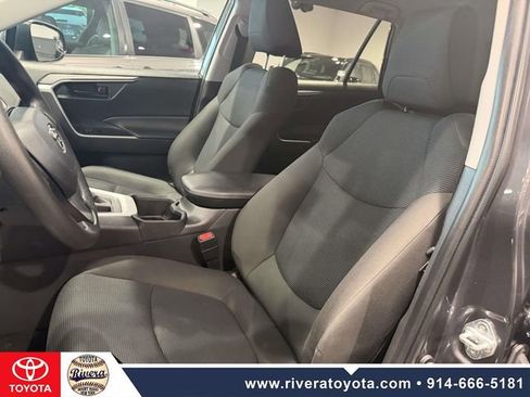 Certified 2023 Toyota RAV4 LE AWD/4WD image 14