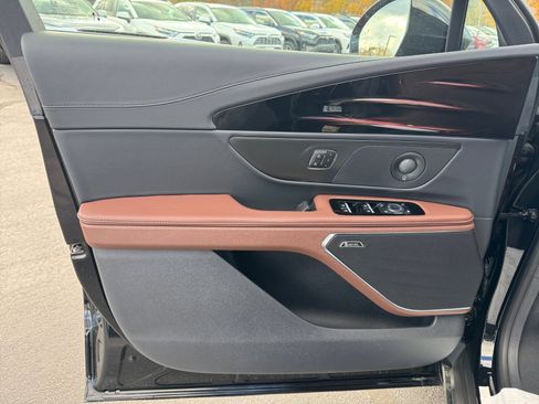 New 2026 Lincoln Nautilus Reserve w/ Jet Appearance Package image 24