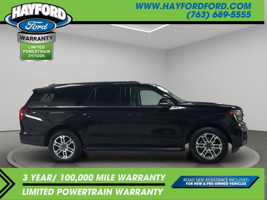 Used 2025 Ford Expedition Max Active AWD/4WD image 8