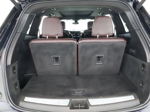 Used 2021 Cadillac XT6 Premium Luxury image 21