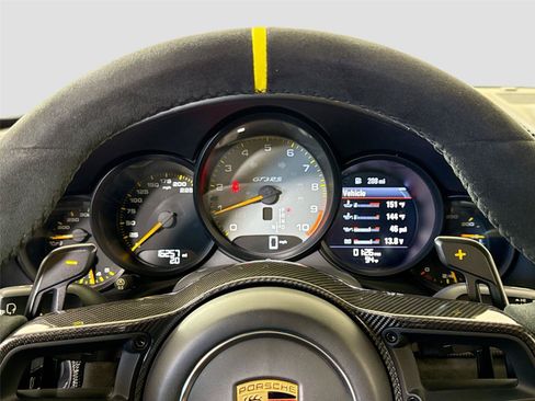 Used 2019 Porsche 911 GT3 RS w/ Weissach Package RWD image 18