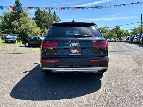 Used 2017 Audi Q7 3.0T Prestige AWD/4WD image 4