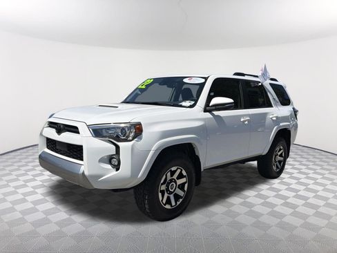 Certified 2022 Toyota 4Runner TRD Off-Road Premium w/ Moonroof Package AWD/4WD image 3