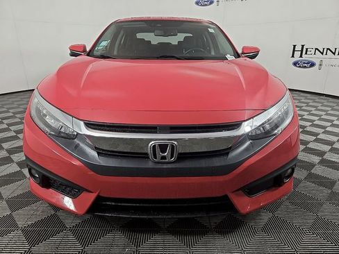 Used 2016 Honda Civic Touring image 3