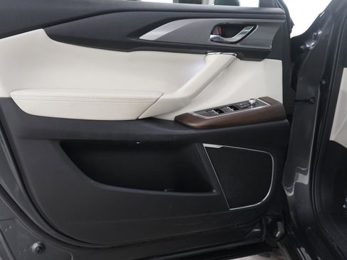 Used 2023 MAZDA CX-9 Signature image 21