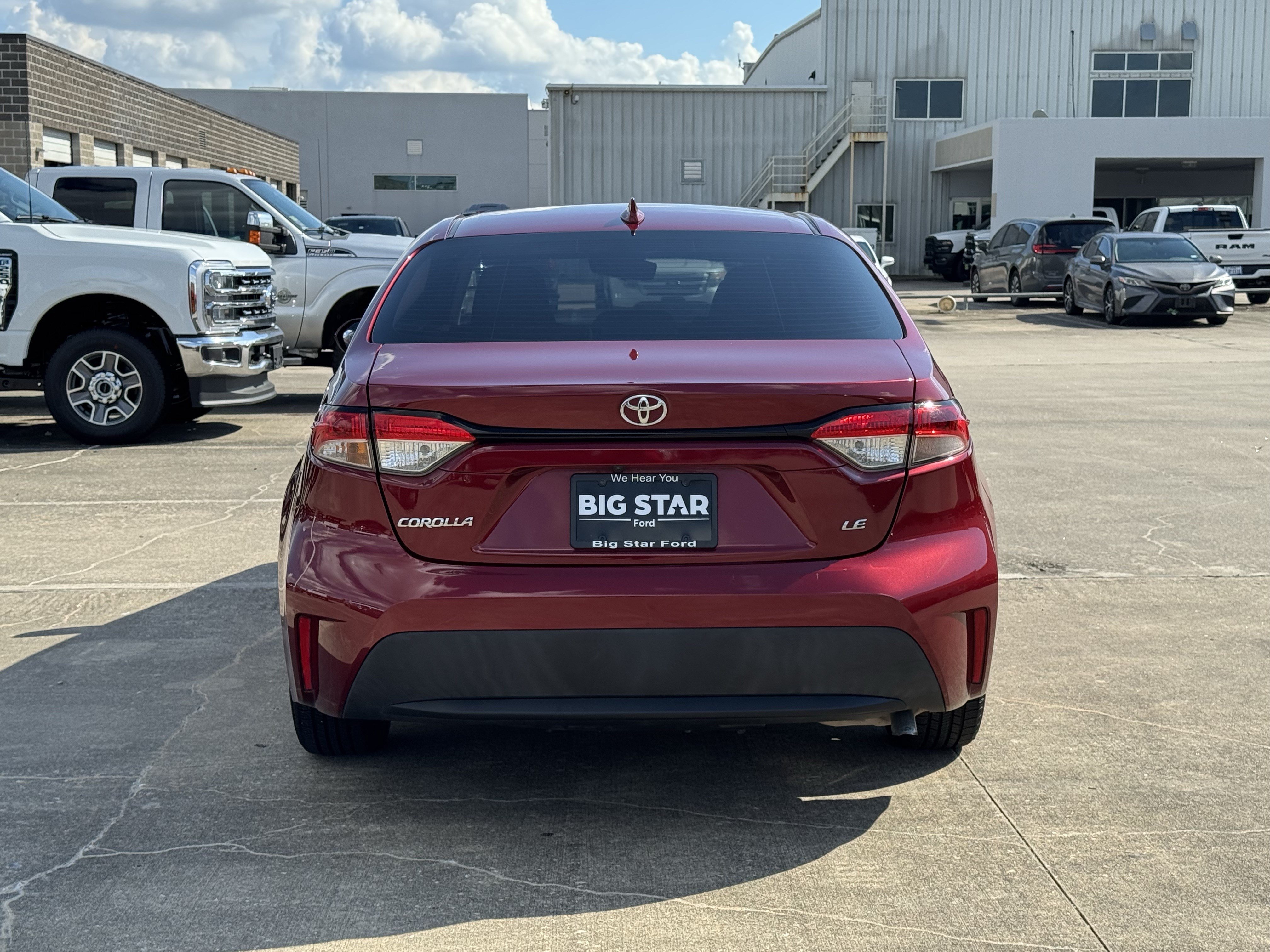 Used 2022 Toyota Corolla LE FWD image 9