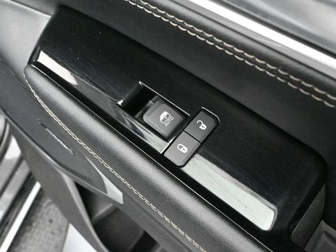 Used 2024 Jeep Wagoneer Series II w/ Flexible Seating Group AWD/4WD image 52