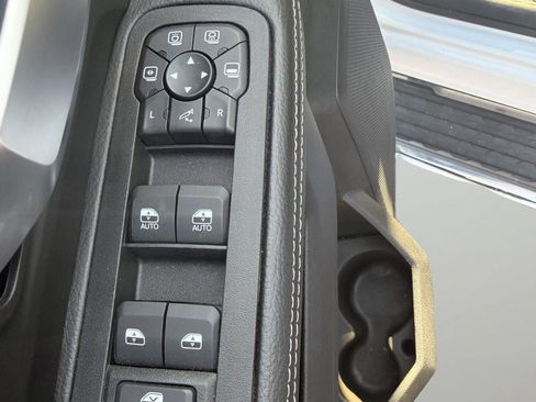 Used 2026 RAM 2500 Big Horn AWD/4WD image 13
